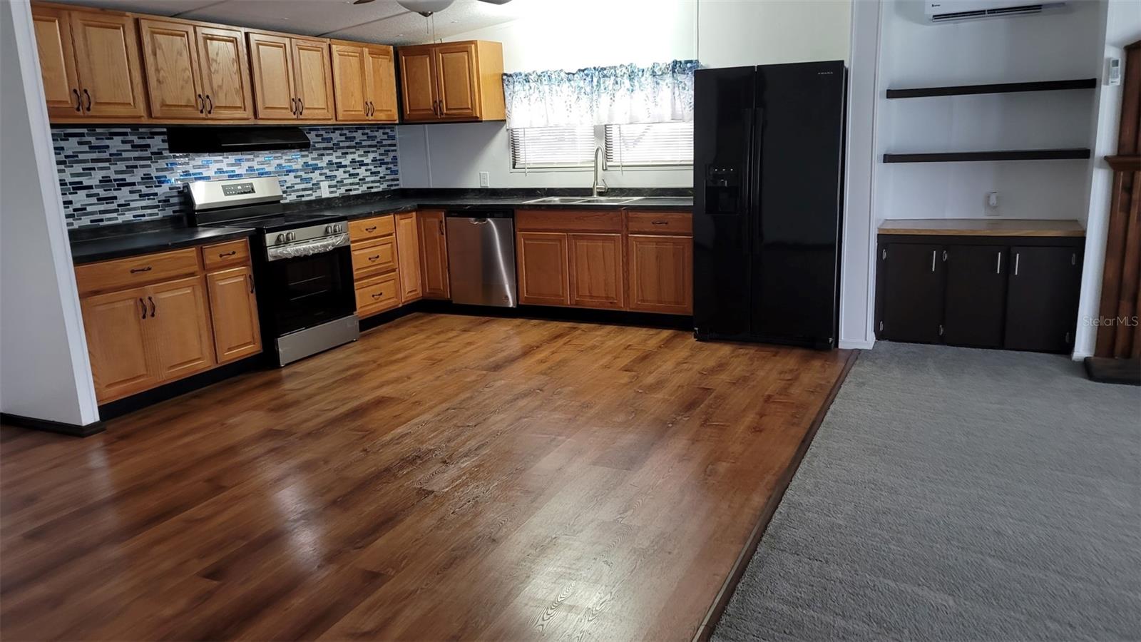 Image 7 of 31 For 10244 Rachel Cherie Drive