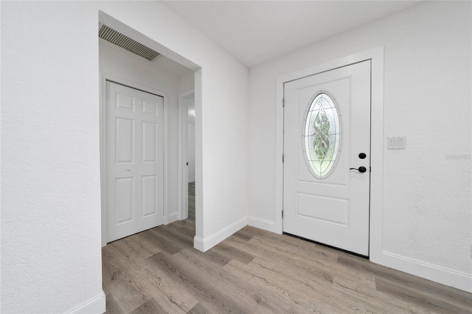 Image 10 of 26 For 113 Division Street