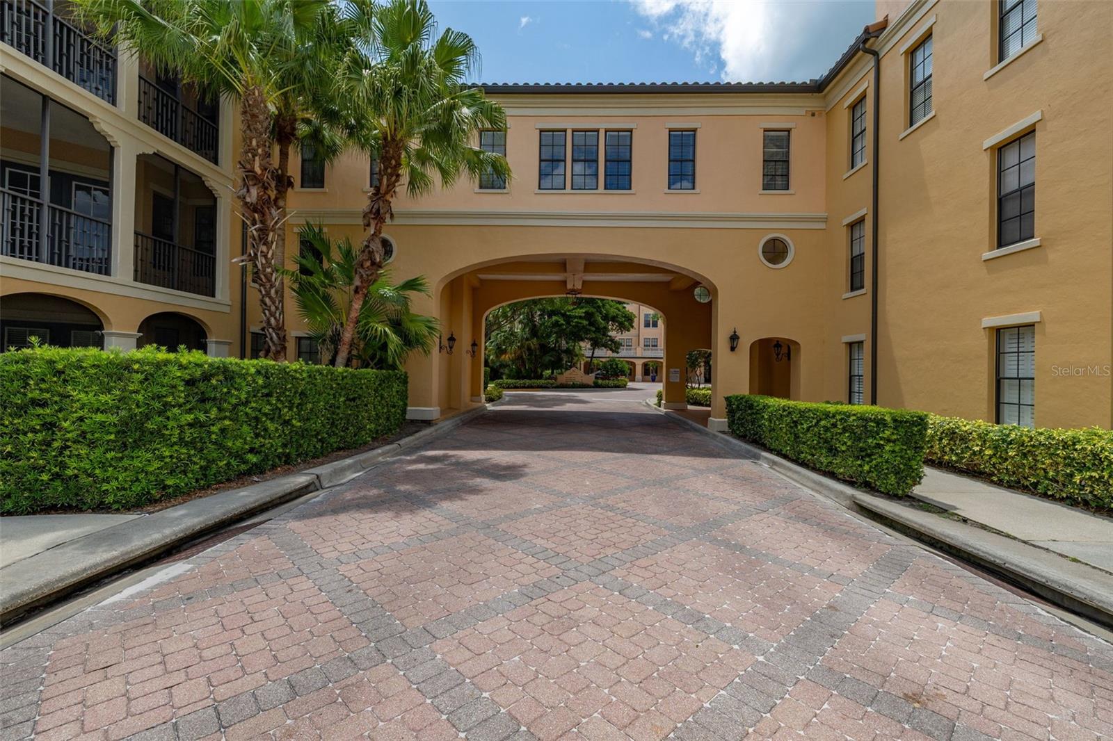 Image 18 of 93 For 502 Mirasol Circle 103