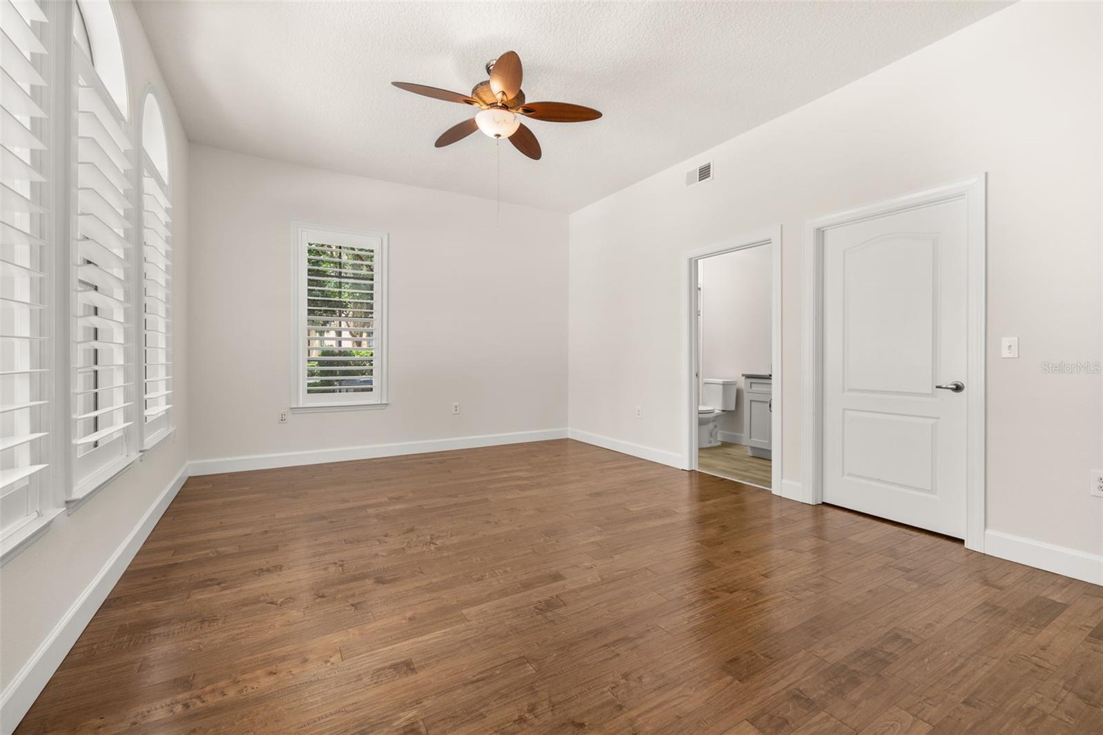 Image 24 of 93 For 502 Mirasol Circle 103