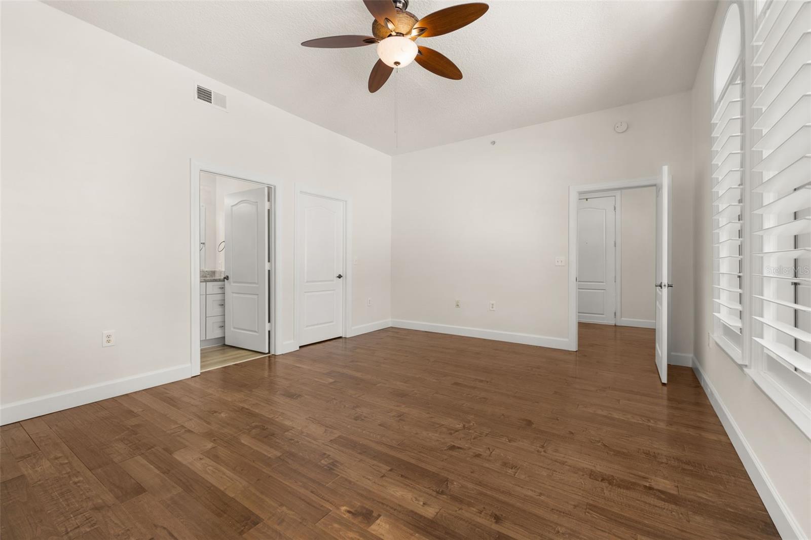 Image 26 of 93 For 502 Mirasol Circle 103