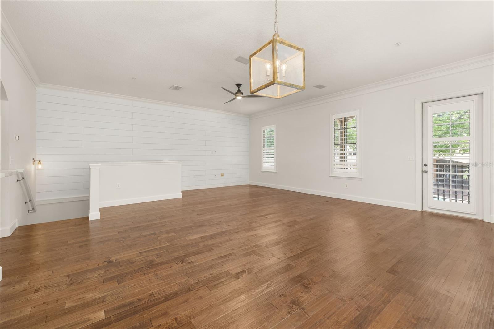 Image 31 of 93 For 502 Mirasol Circle 103