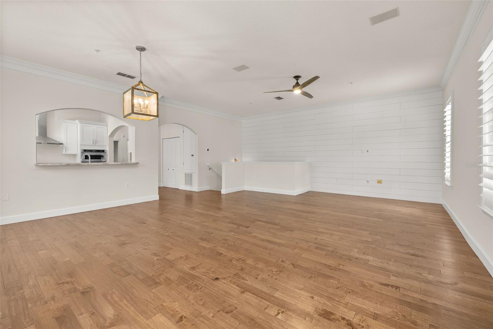 Image 32 of 93 For 502 Mirasol Circle 103