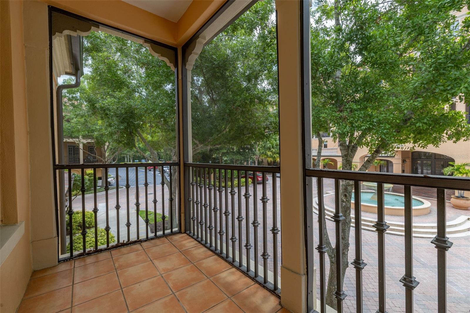 Image 36 of 93 For 502 Mirasol Circle 103