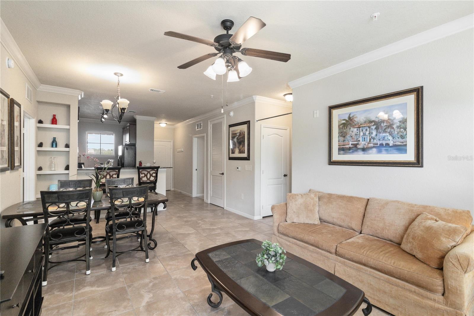Image 6 of 32 For 901 Charo Parkway 735