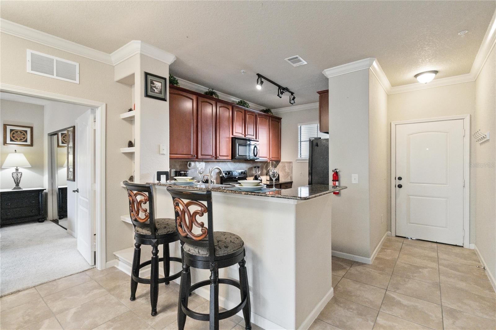 Image 9 of 32 For 901 Charo Parkway 735
