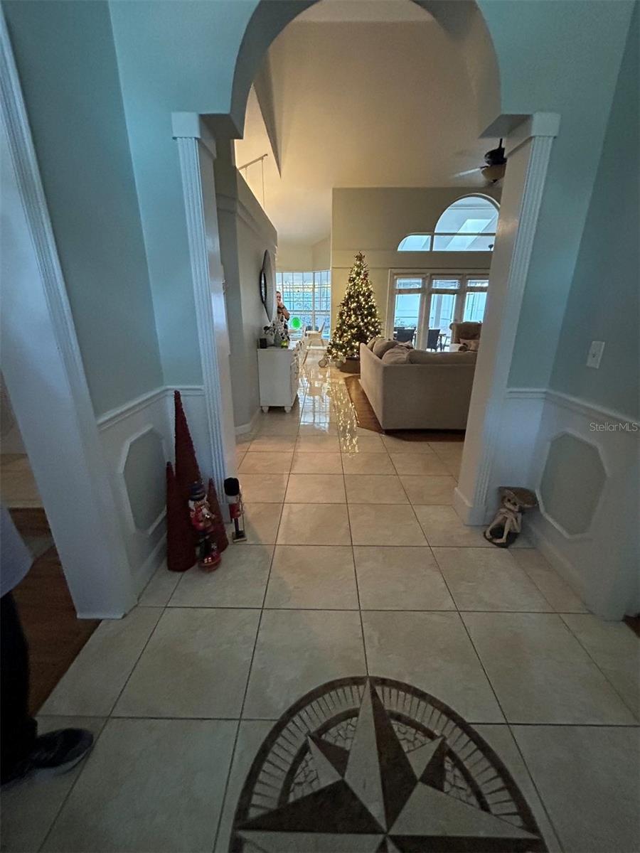 Image 4 of 4 For 4820 Wingrove Boulevard