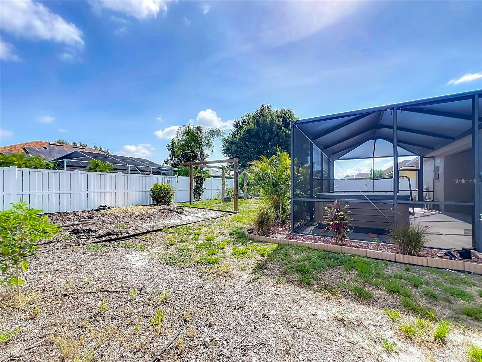 Image 19 of 52 For 301 Terranova Boulevard