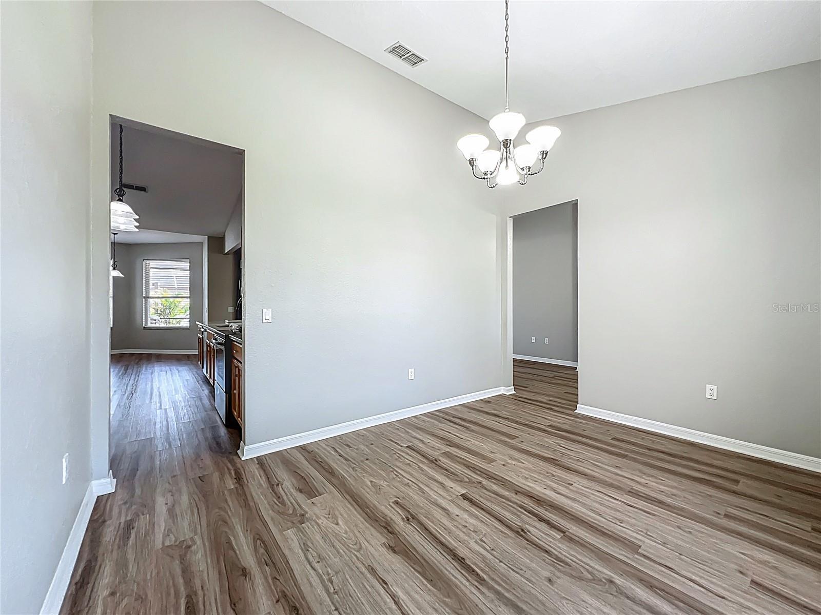 Image 36 of 52 For 301 Terranova Boulevard