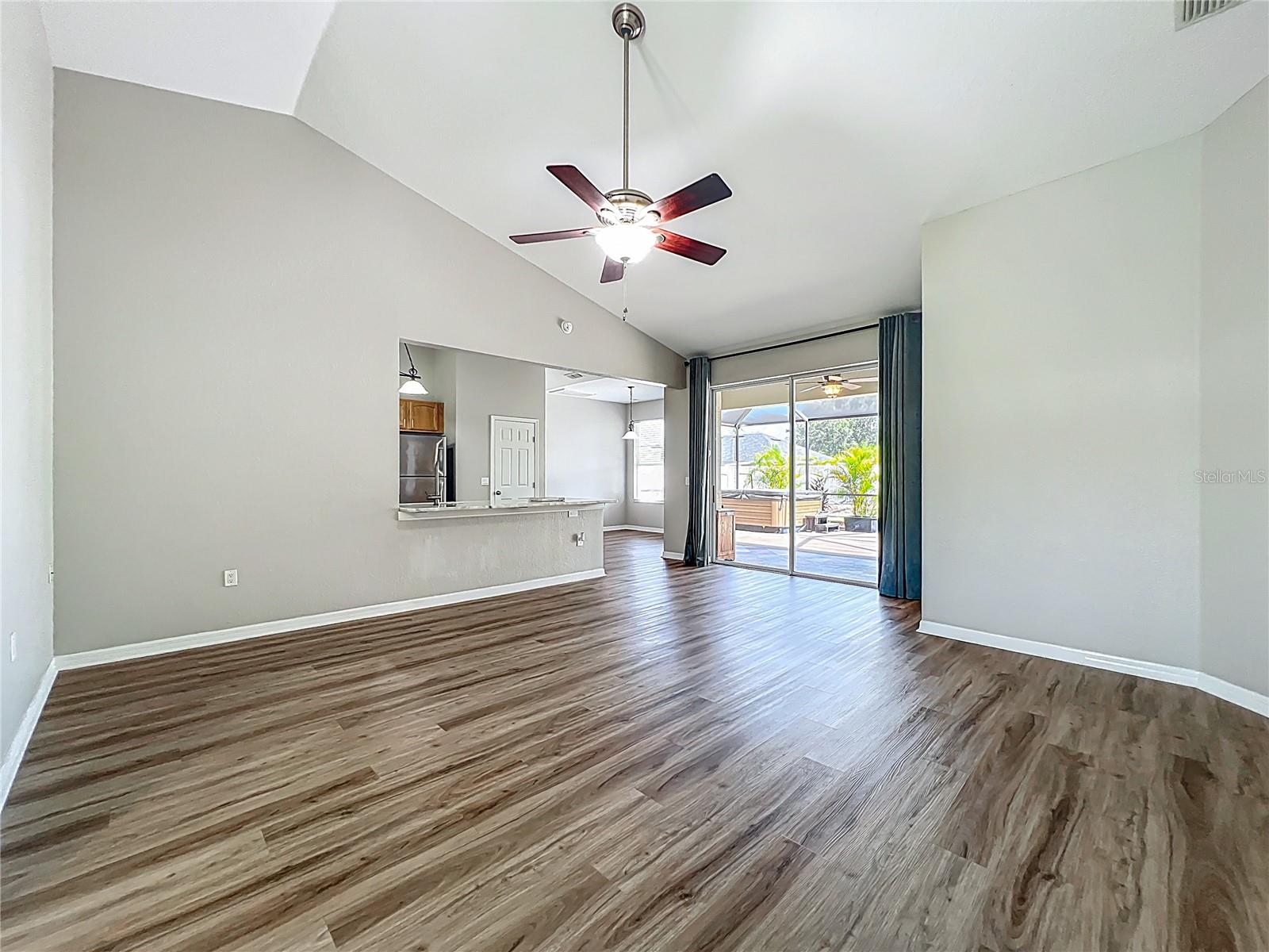 Image 46 of 52 For 301 Terranova Boulevard