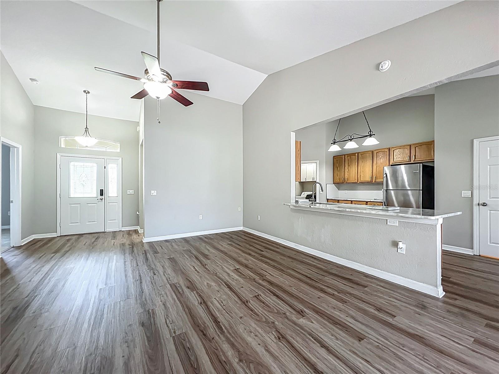 Image 50 of 52 For 301 Terranova Boulevard