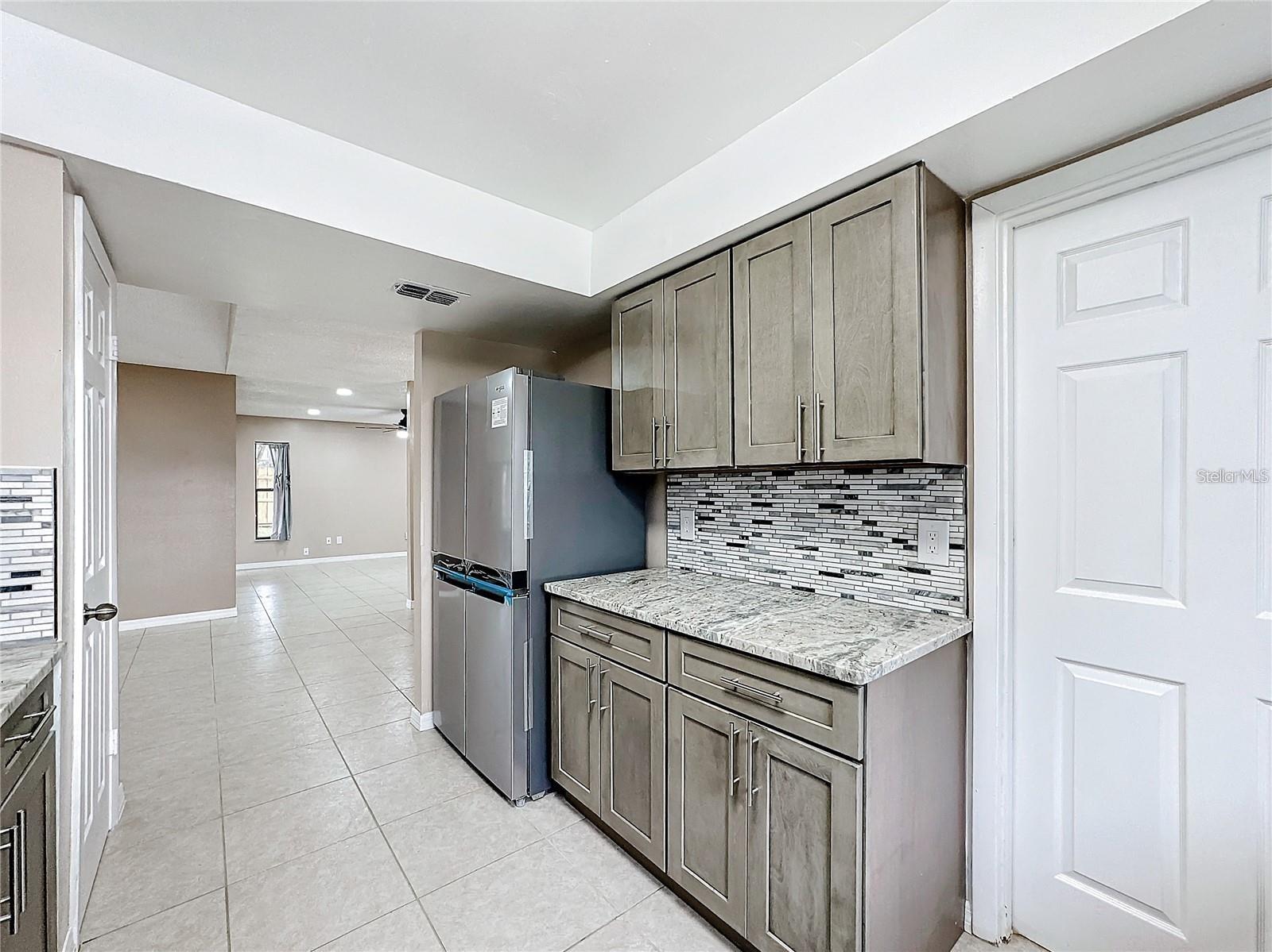 Image 4 of 20 For 103 Alameda Drive