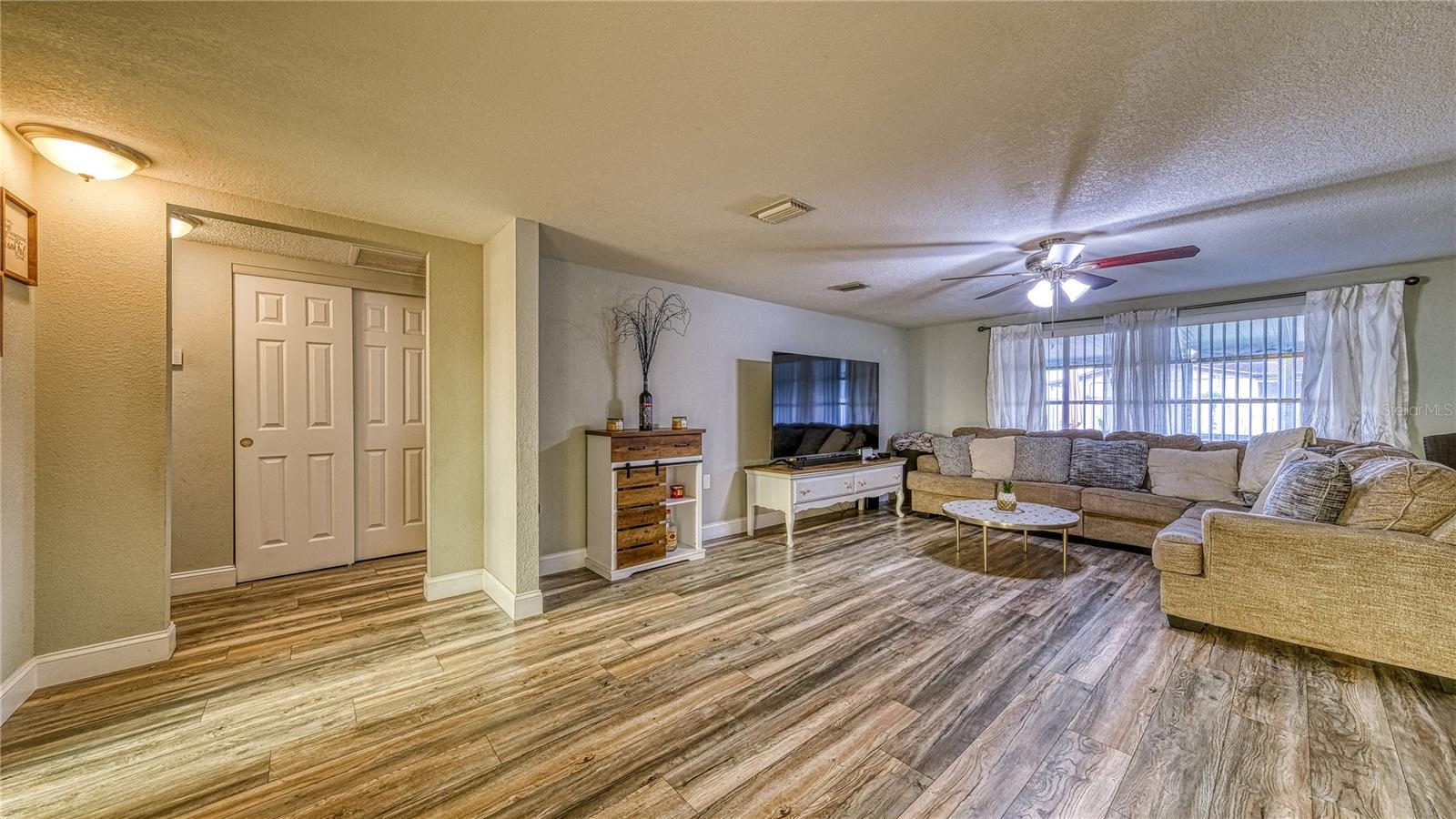 Image 13 of 41 For 9206 Gray Fox Lane