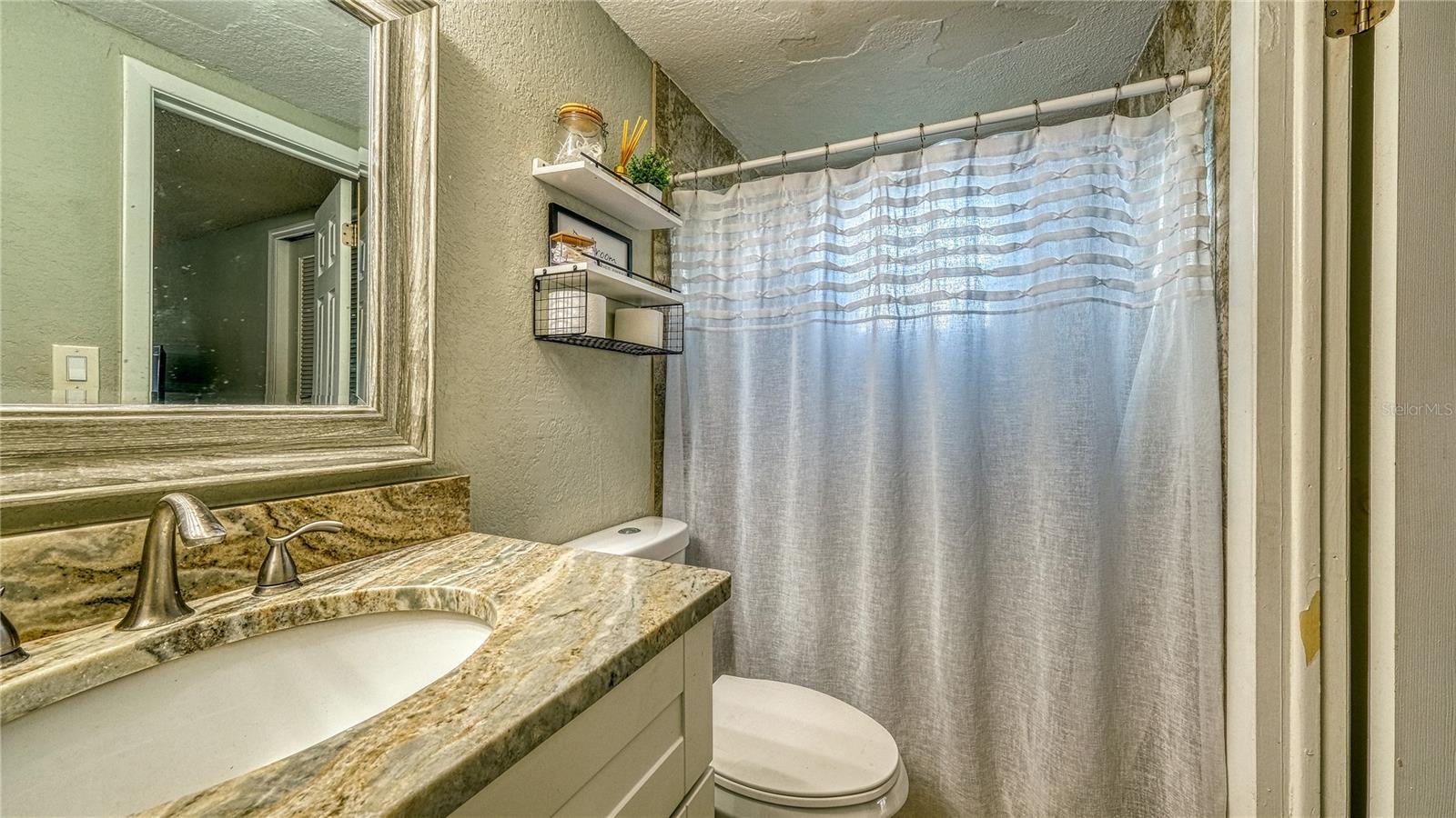 Image 23 of 41 For 9206 Gray Fox Lane