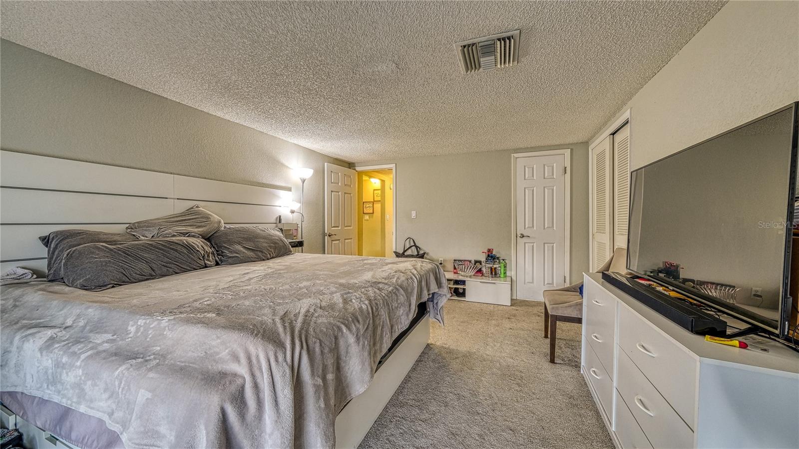 Image 28 of 41 For 9206 Gray Fox Lane