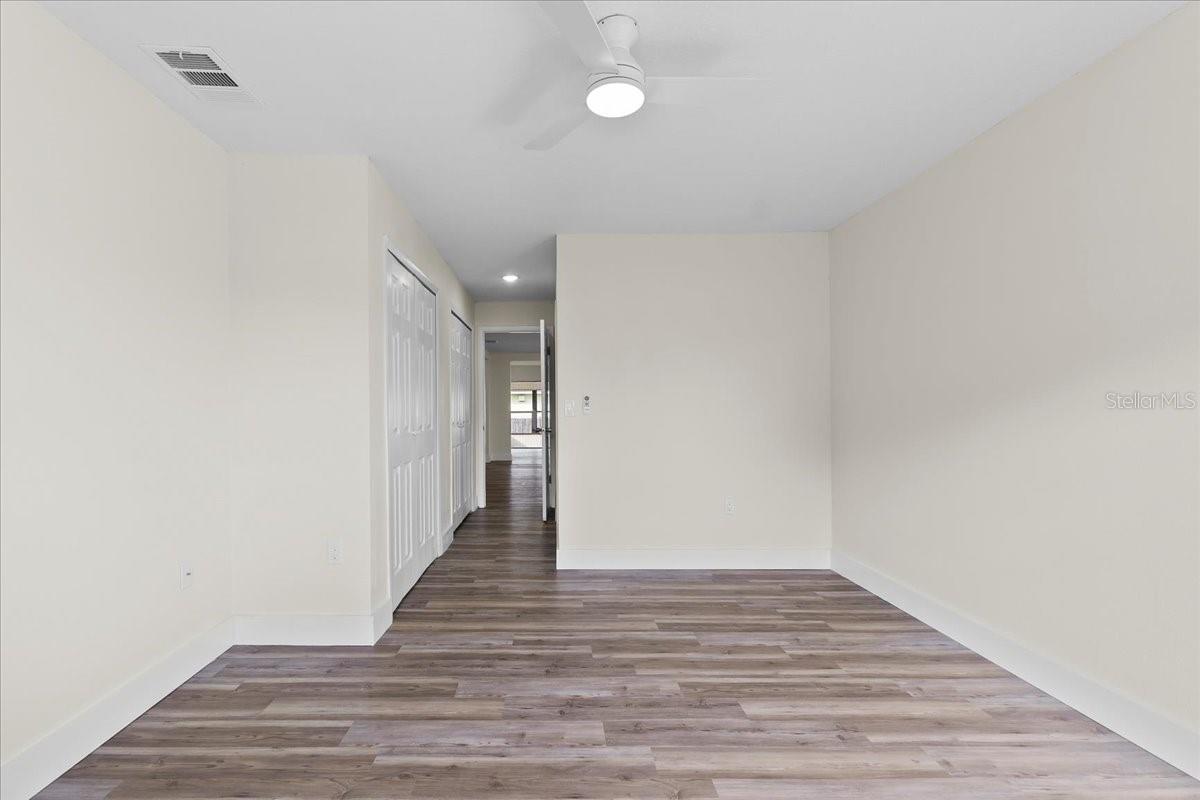 Image 12 of 38 For 623 Lake Dexter Circle