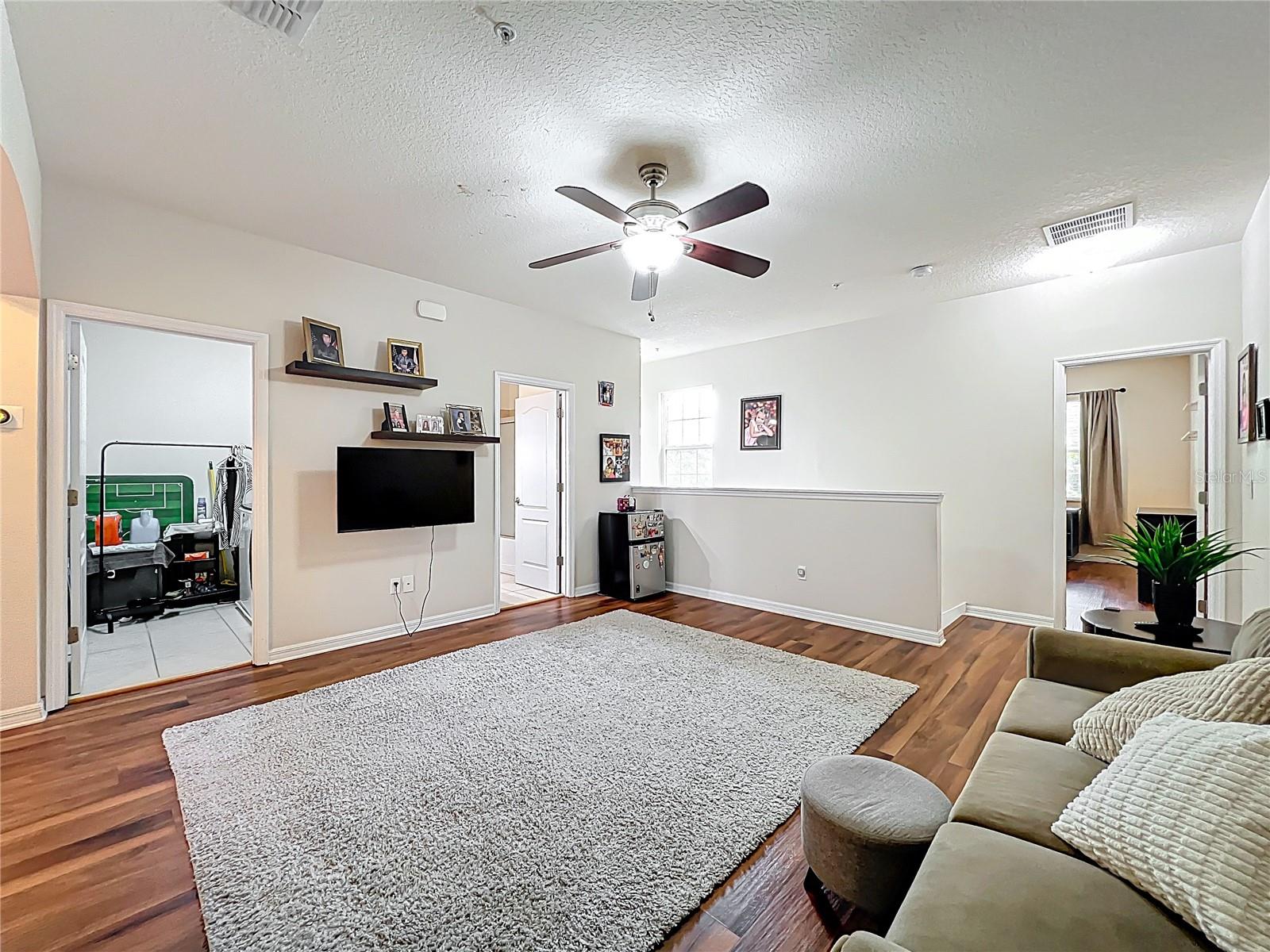 Image 20 of 38 For 14234 Desert Haven Street 14234