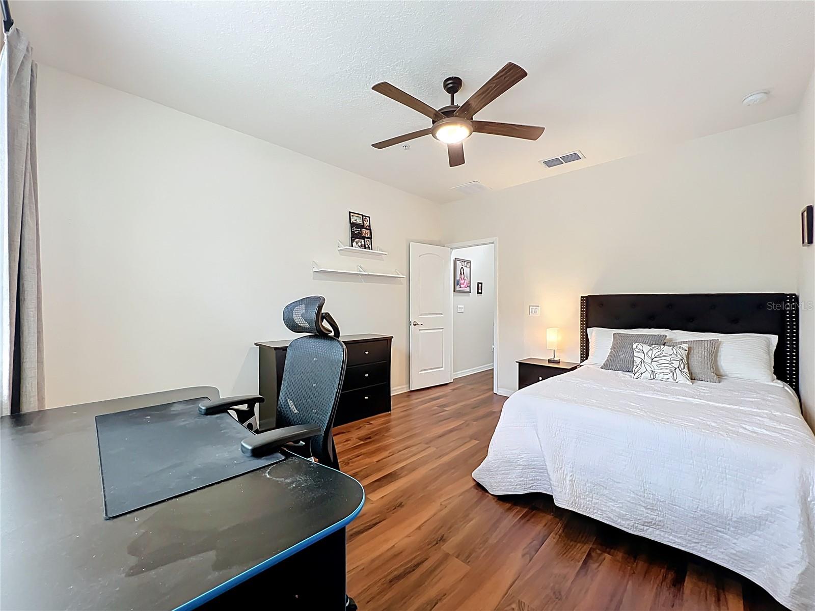 Image 22 of 38 For 14234 Desert Haven Street 14234