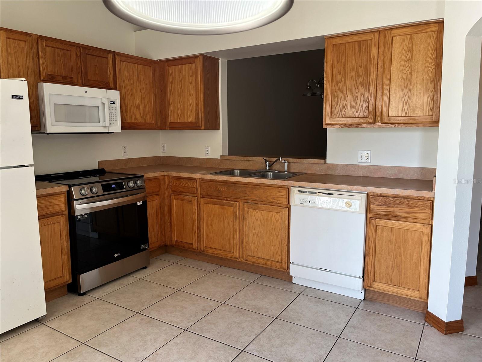 Image 22 of 25 For 3399 Celena Circle