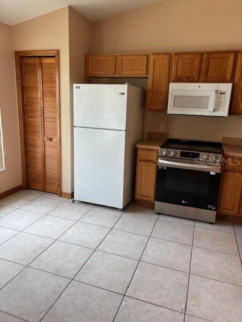 Image 6 of 25 For 3399 Celena Circle