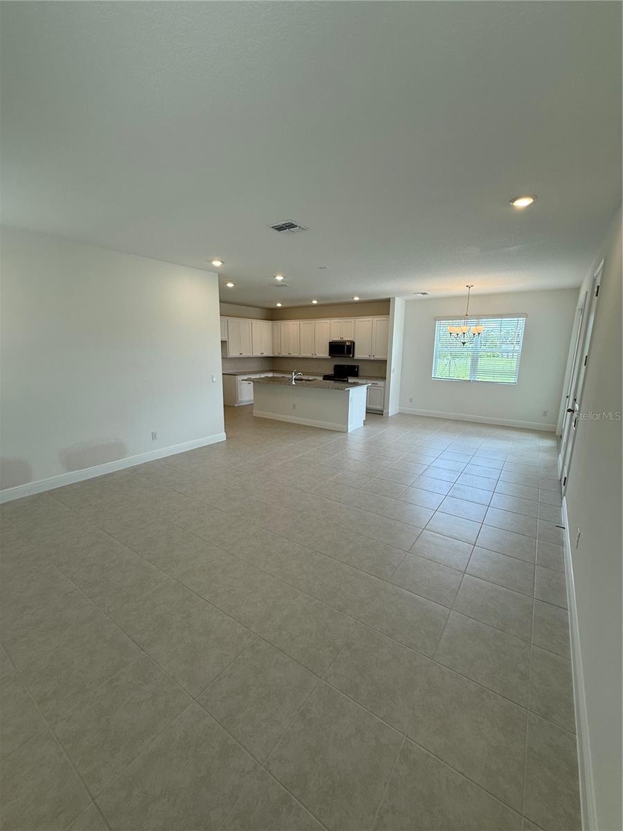 Image 10 of 35 For 2313 Broadbrook Drive
