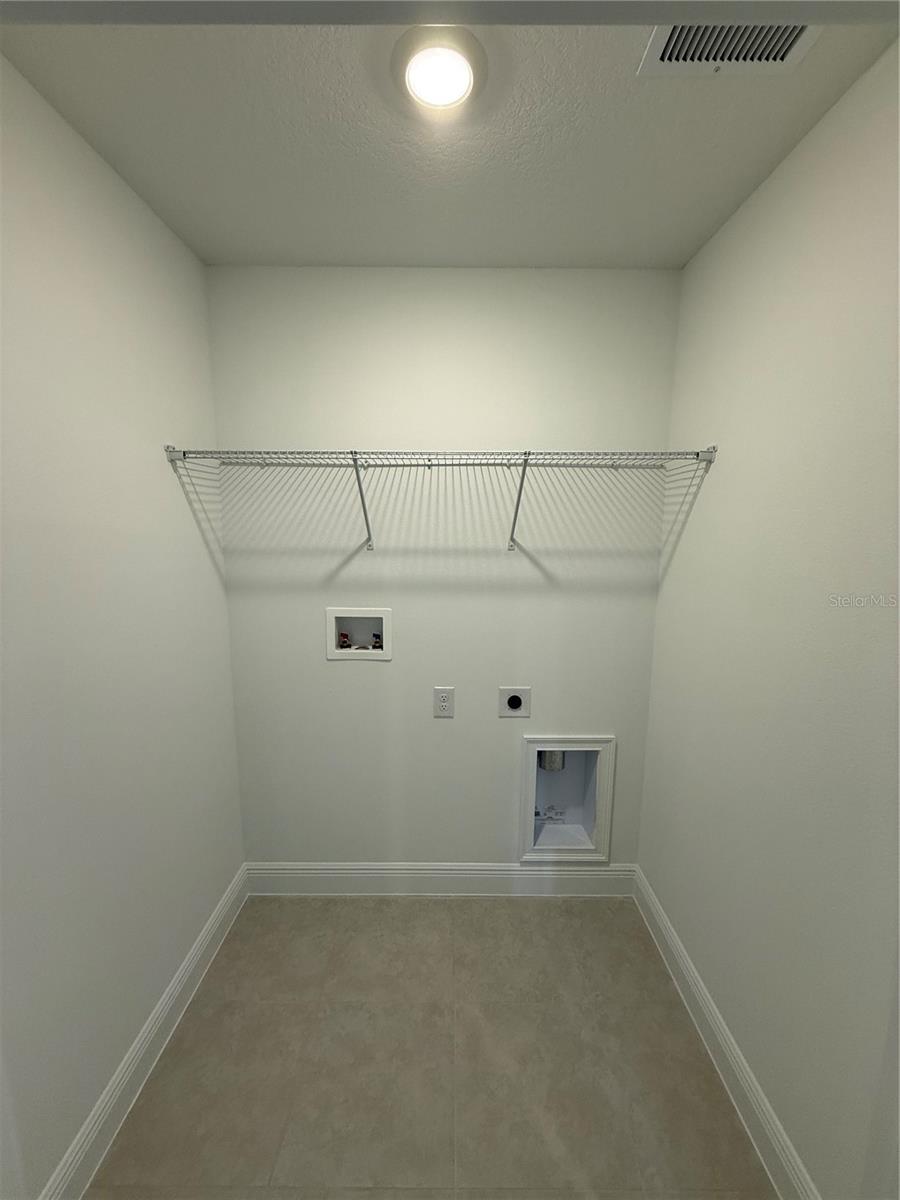 Image 26 of 35 For 2313 Broadbrook Drive