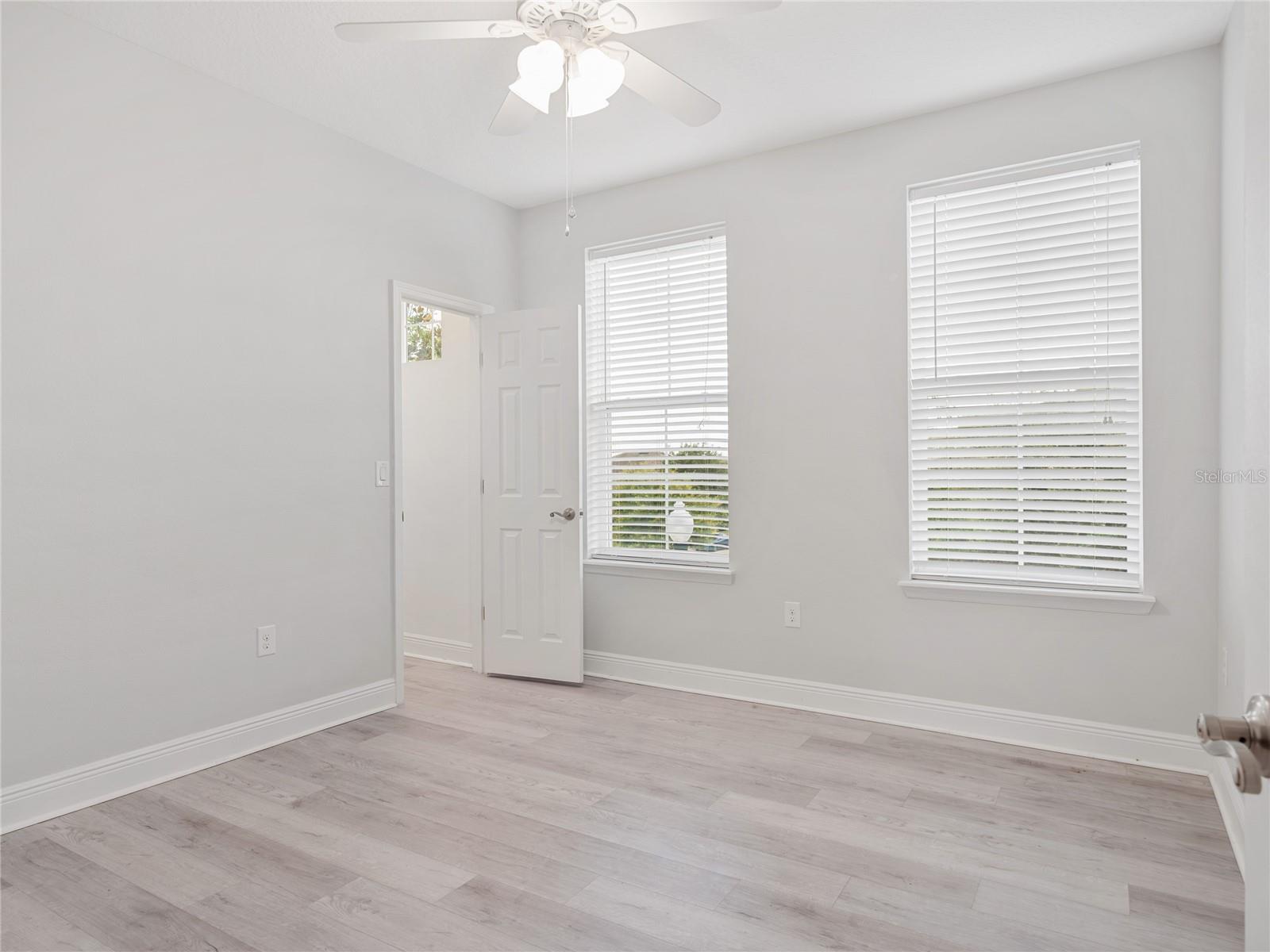 Image 19 of 28 For 7266 Desert Mandarin Street