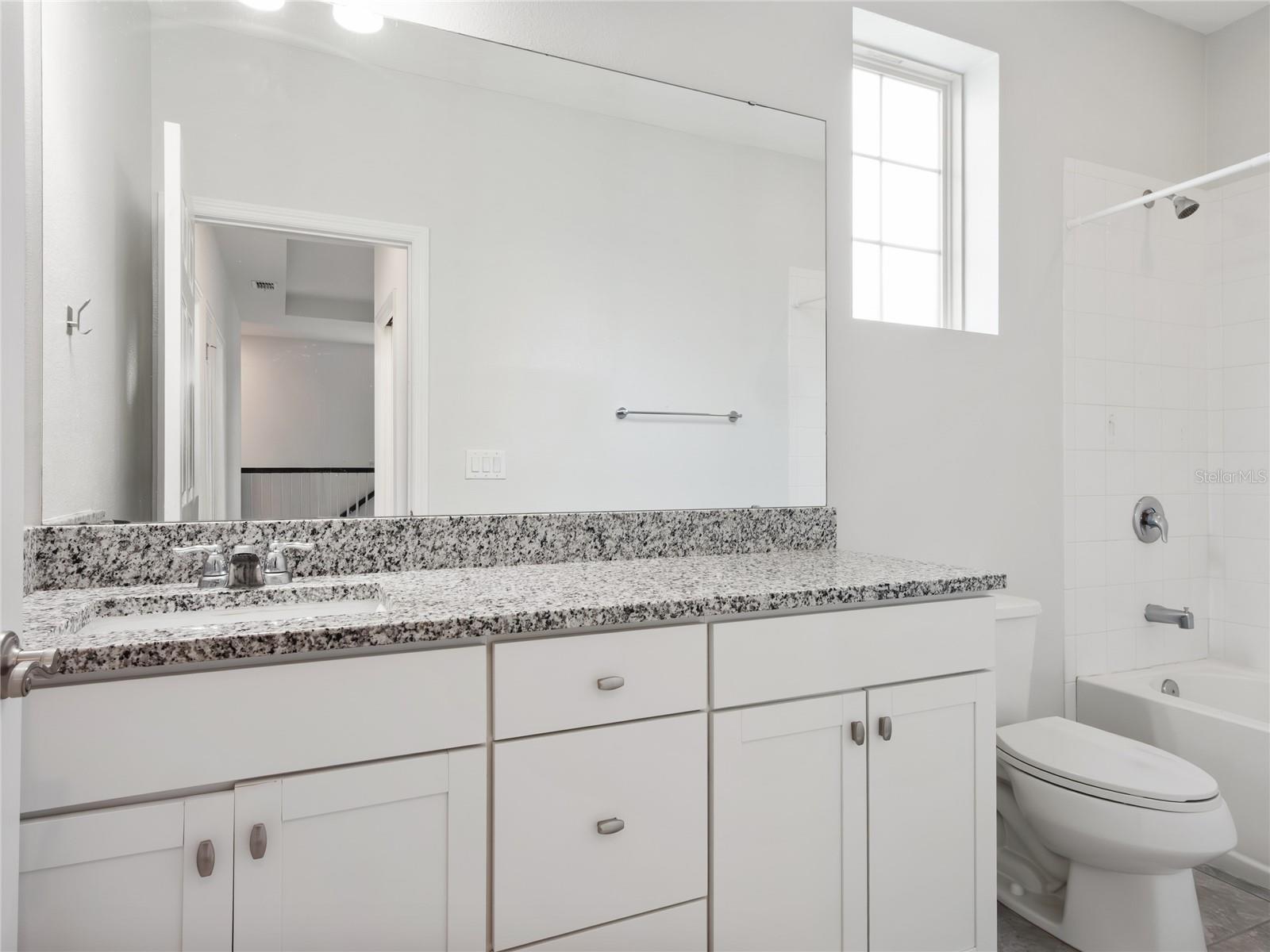 Image 21 of 28 For 7266 Desert Mandarin Street