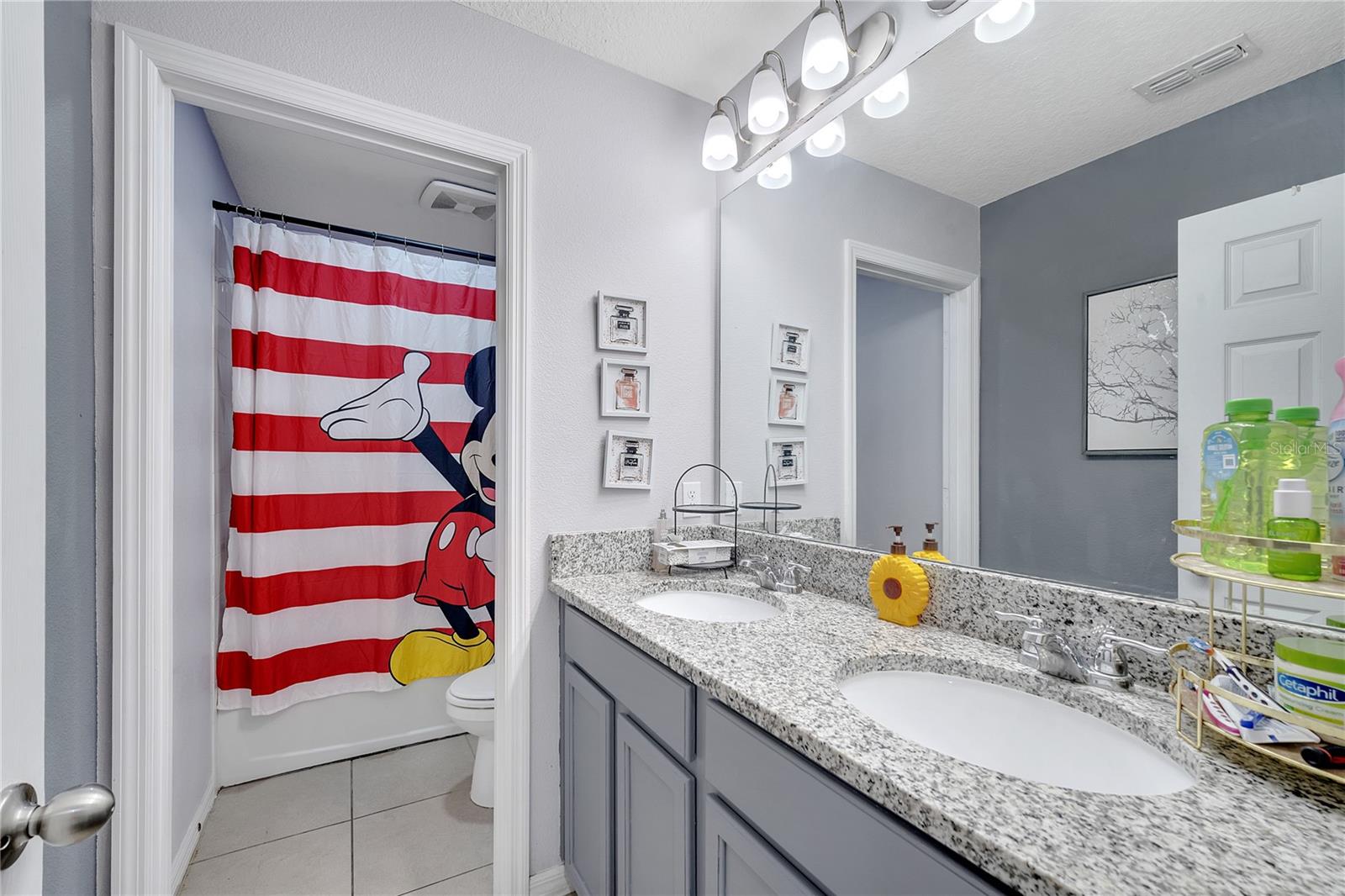 Image 32 of 47 For 2824 Noble Crow Drive