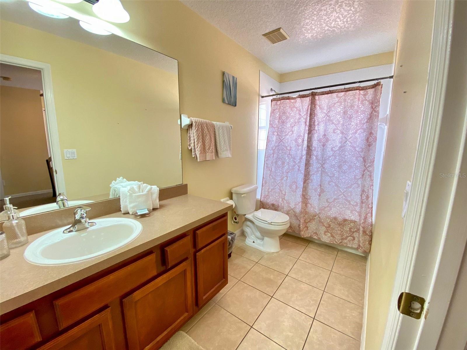 Image 33 of 48 For 8000 Acadia Estates Court