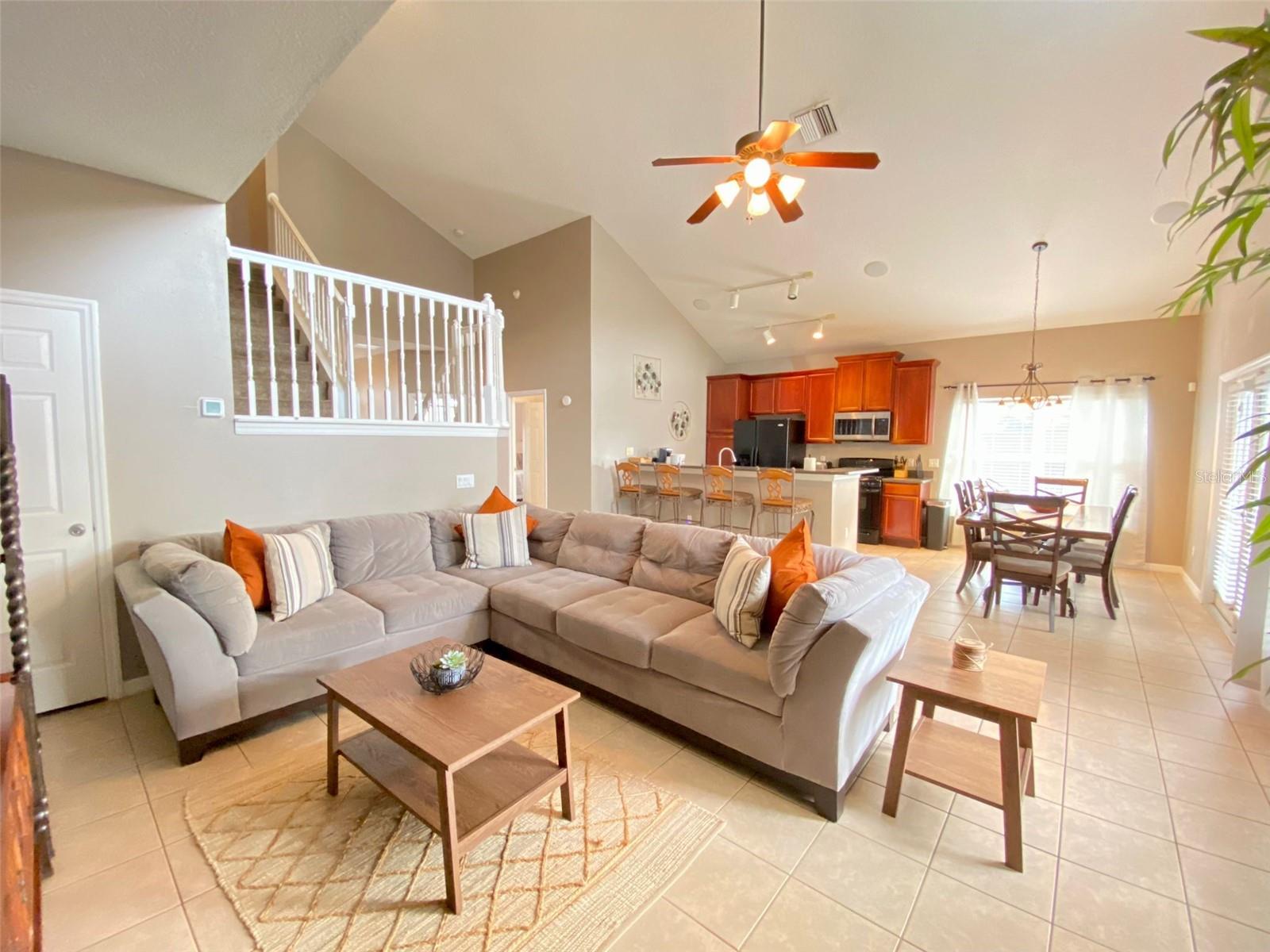 Image 4 of 48 For 8000 Acadia Estates Court