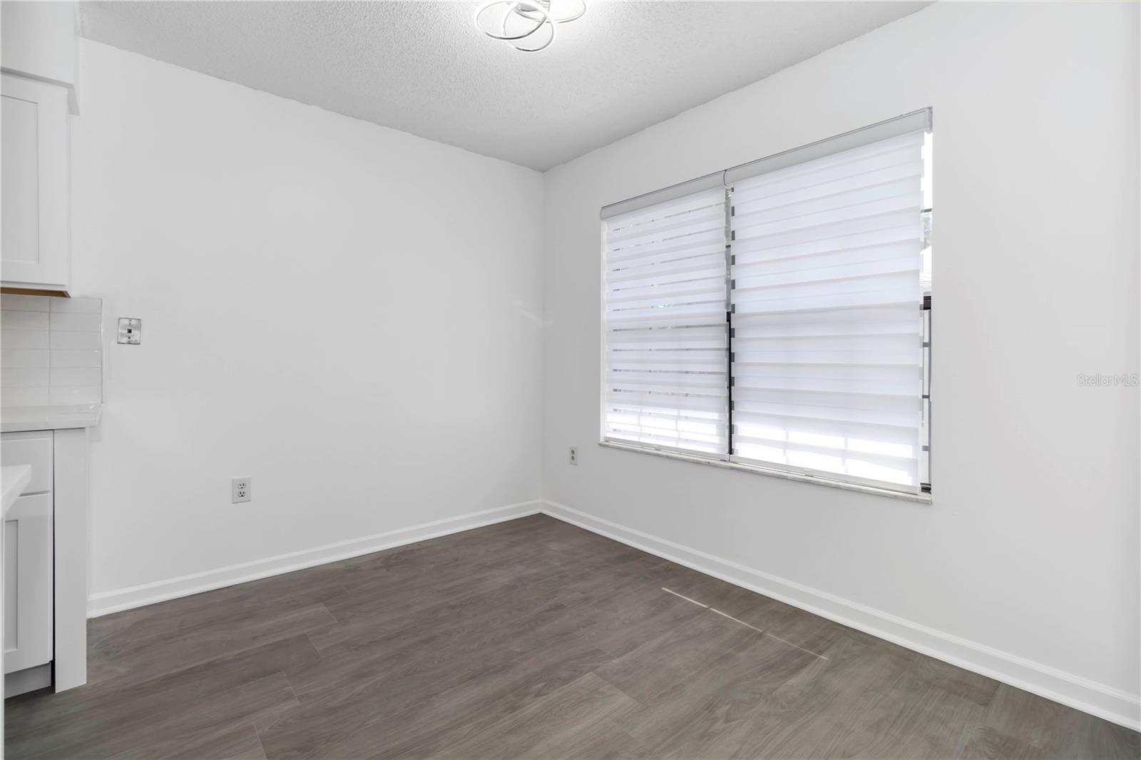 Image 17 of 30 For 840 Center Avenue 80