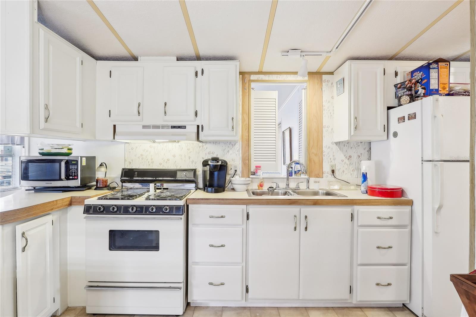 Image 14 of 28 For 101 Citrus Ridge Drive