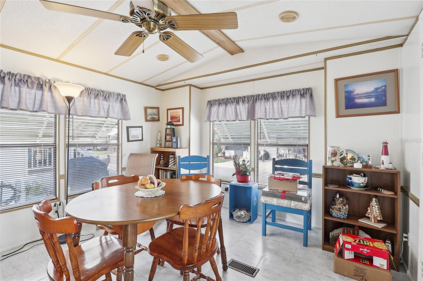 Image 8 of 28 For 101 Citrus Ridge Drive