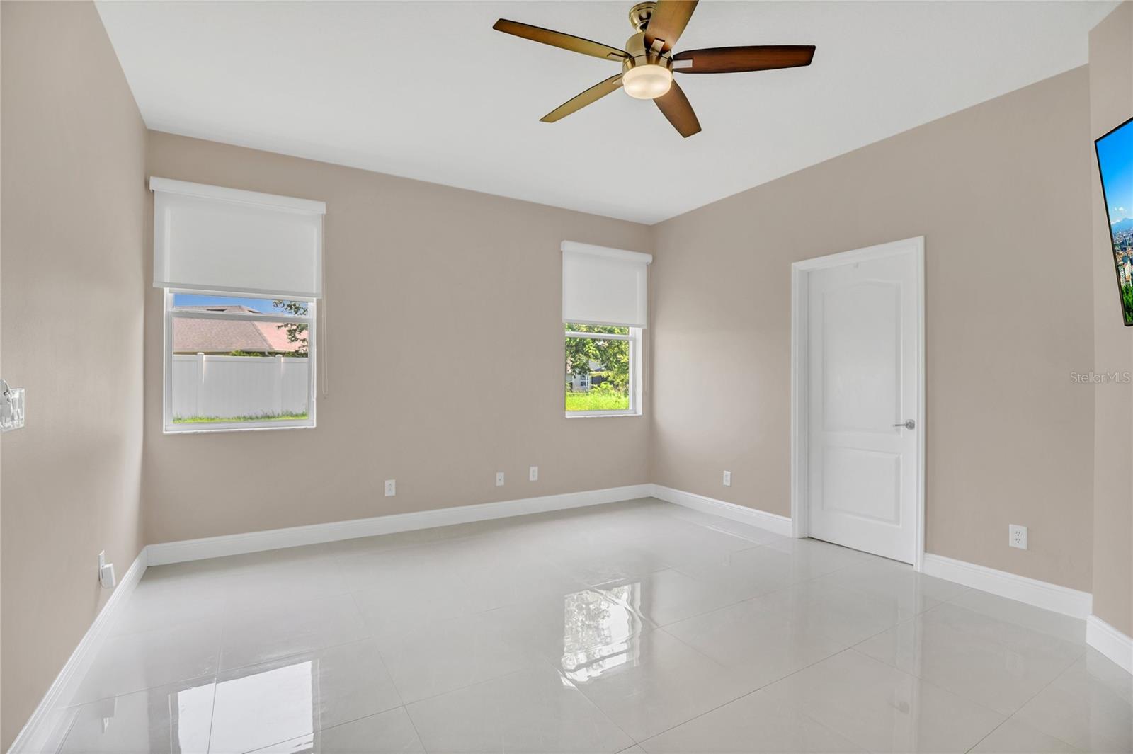 Image 12 of 26 For 2663 Youngford Street