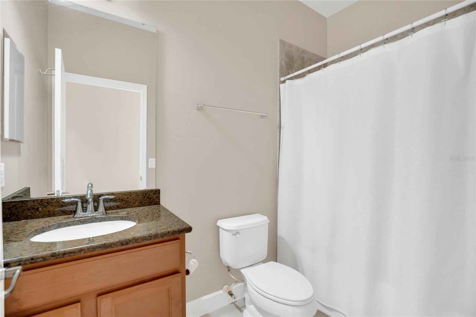 Image 16 of 26 For 2663 Youngford Street