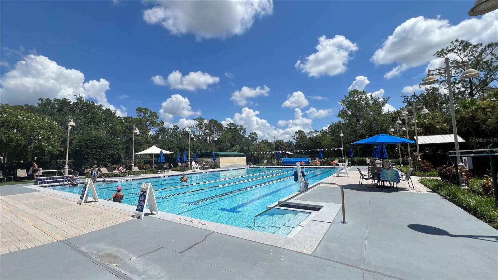 Image 87 of 90 For 934 Westpark Drive