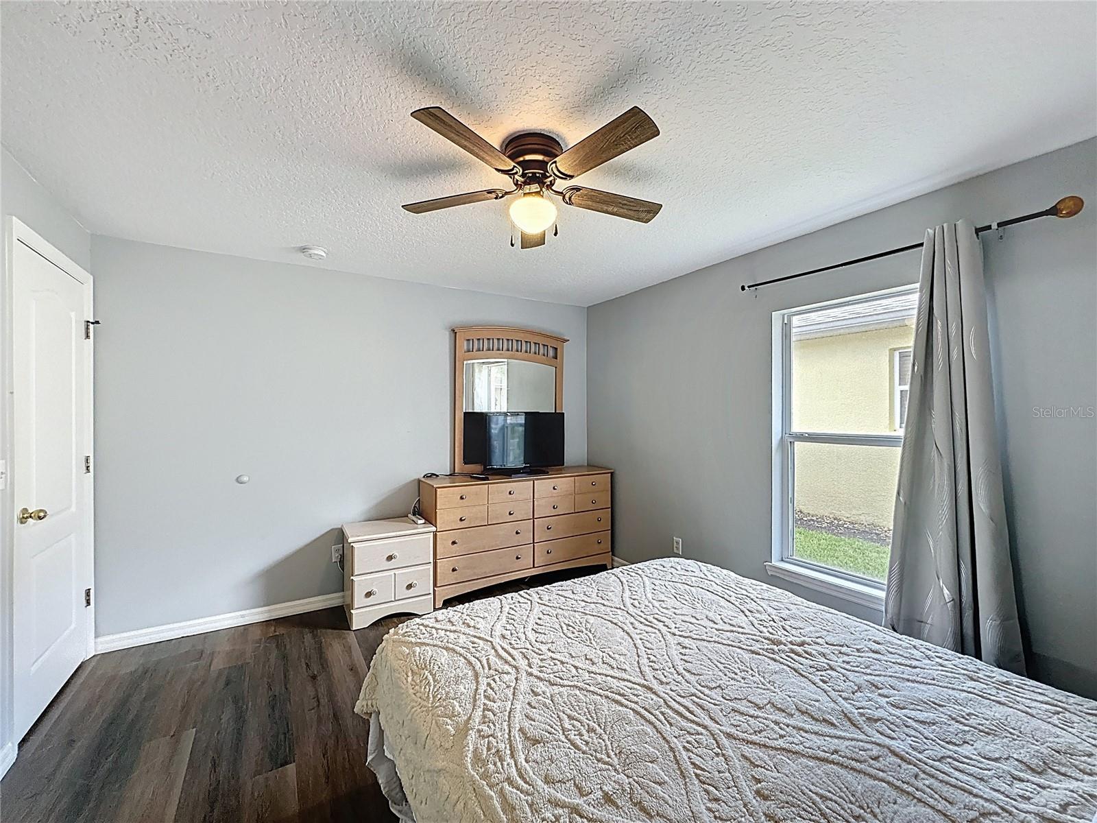 Image 33 of 56 For 838 Sandy Ridge Drive