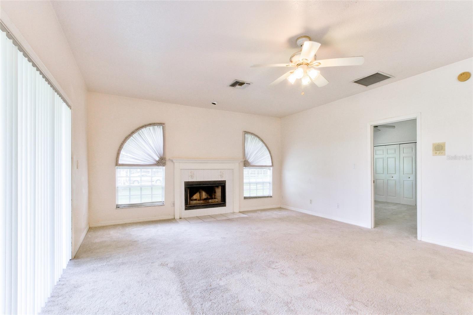Image 12 of 58 For 4905 Lake Cecile Drive