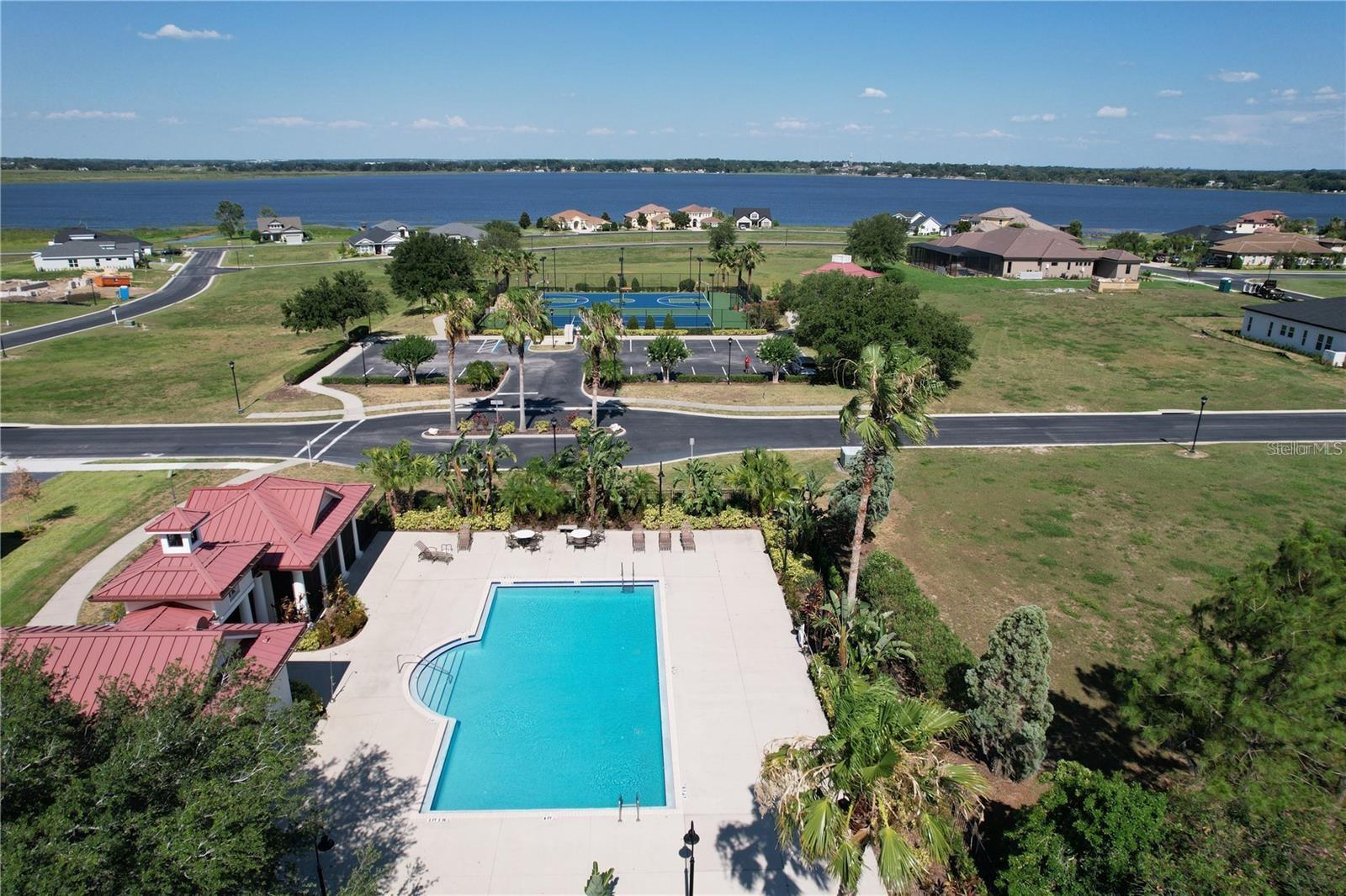 Image 32 of 34 For 116 Caladium Avenue