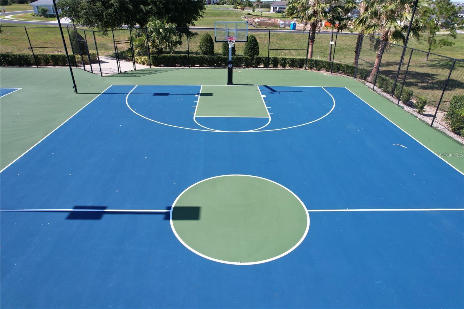 Image 33 of 34 For 116 Caladium Avenue