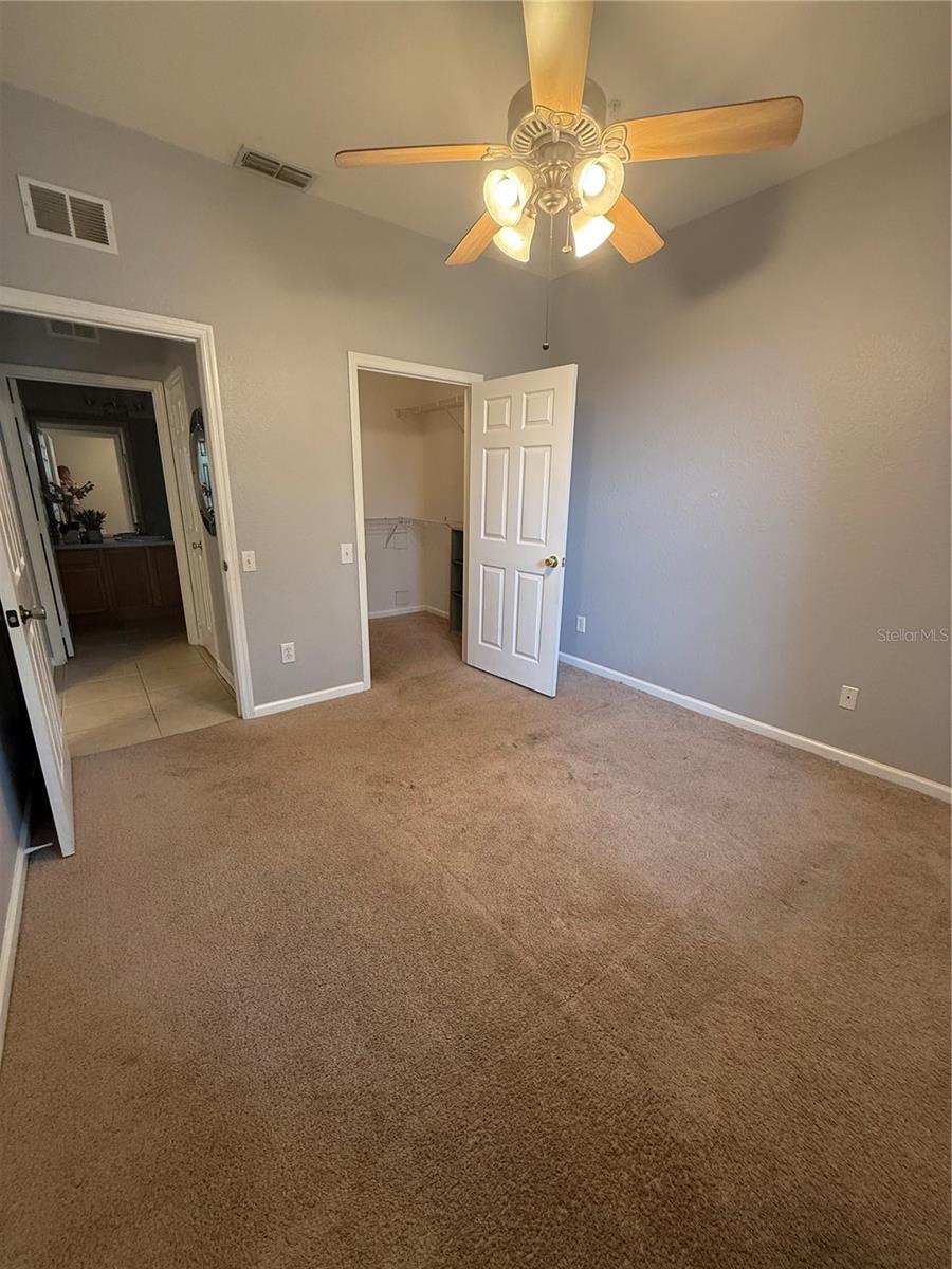 Image 28 of 34 For 6100 Stevenson Drive 202