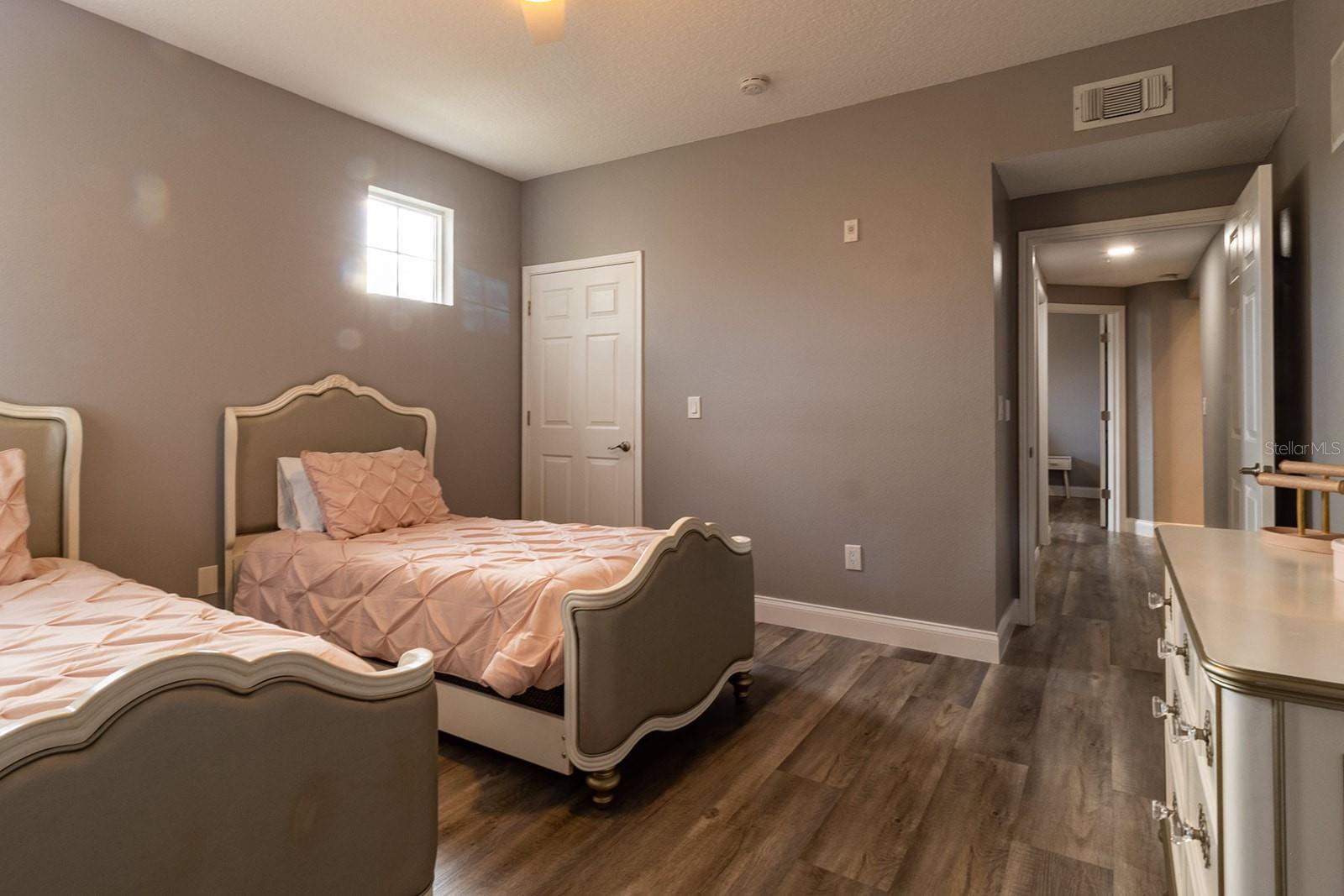 Image 15 of 21 For 14205 Falls Church Drive 2012