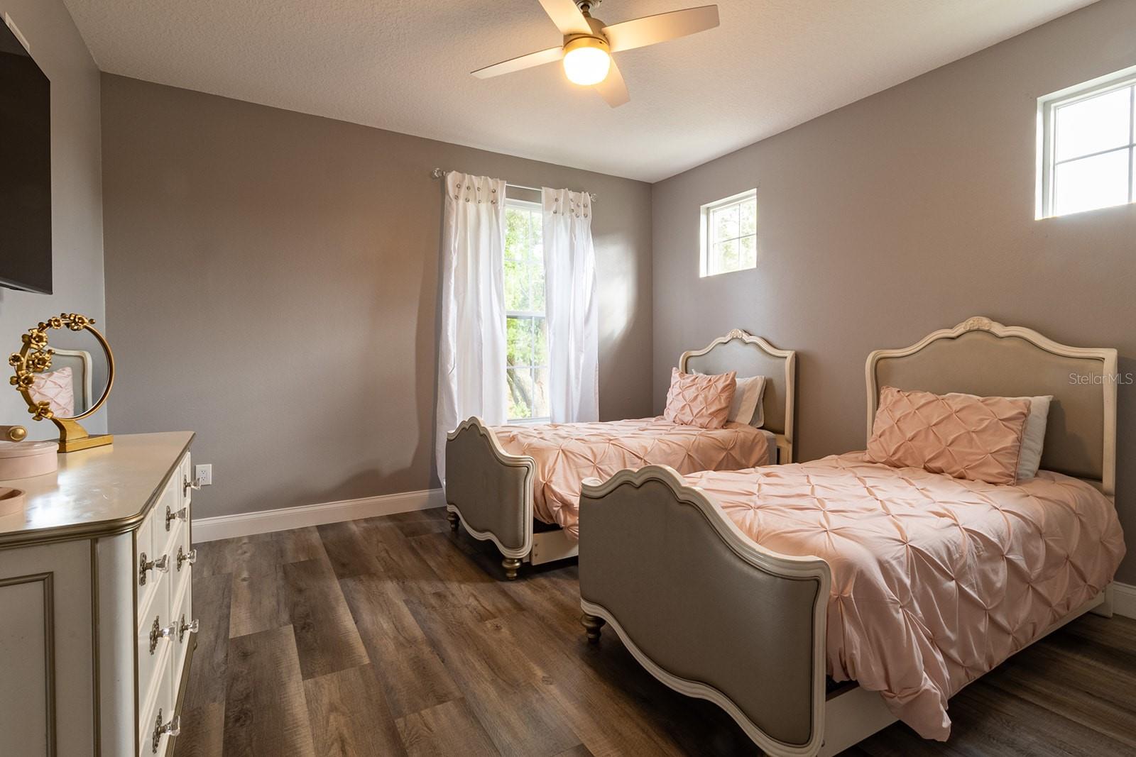 Image 16 of 21 For 14205 Falls Church Drive 2012