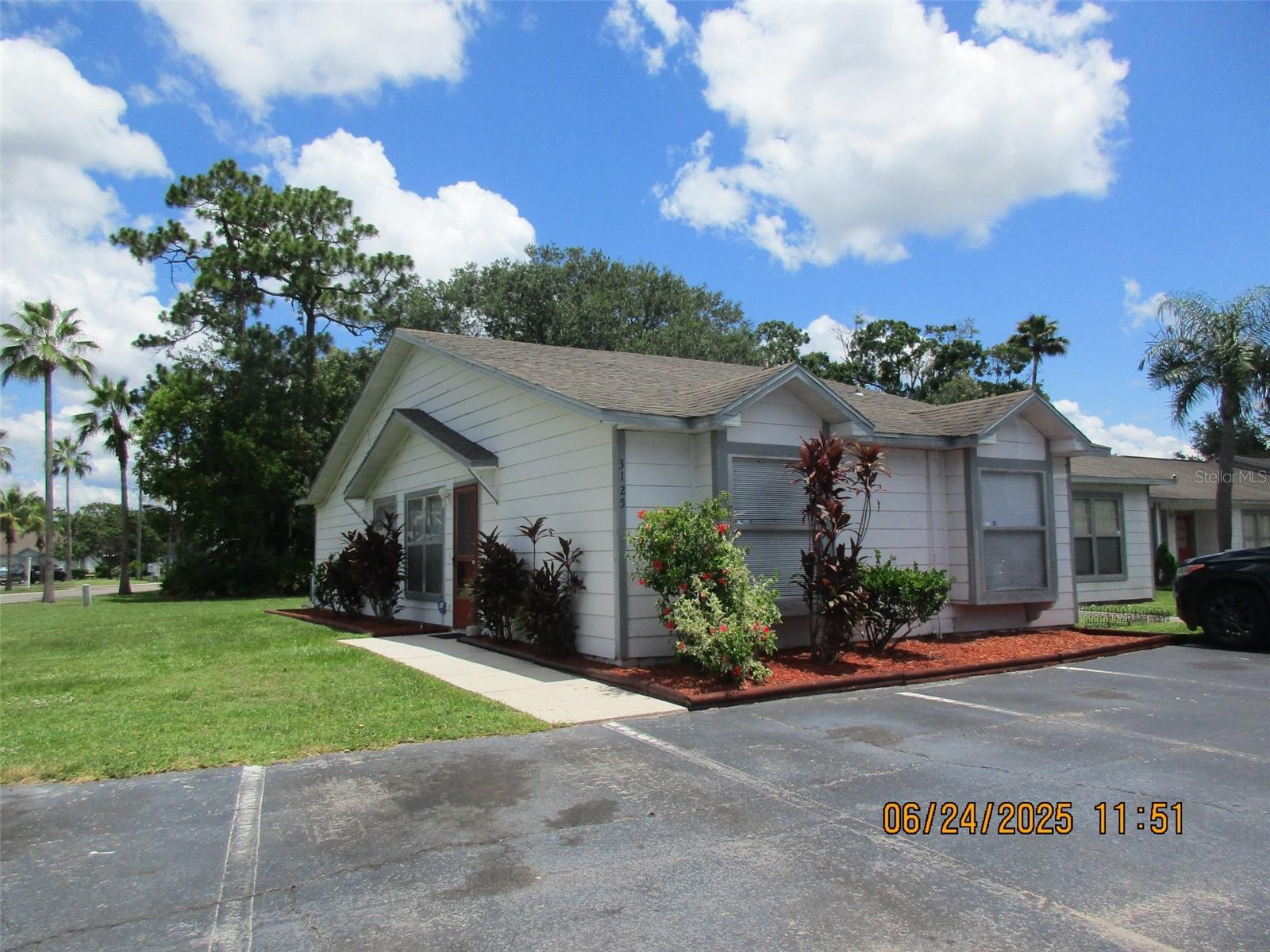 Image 2 of 35 For 3125 Wickham Avenue