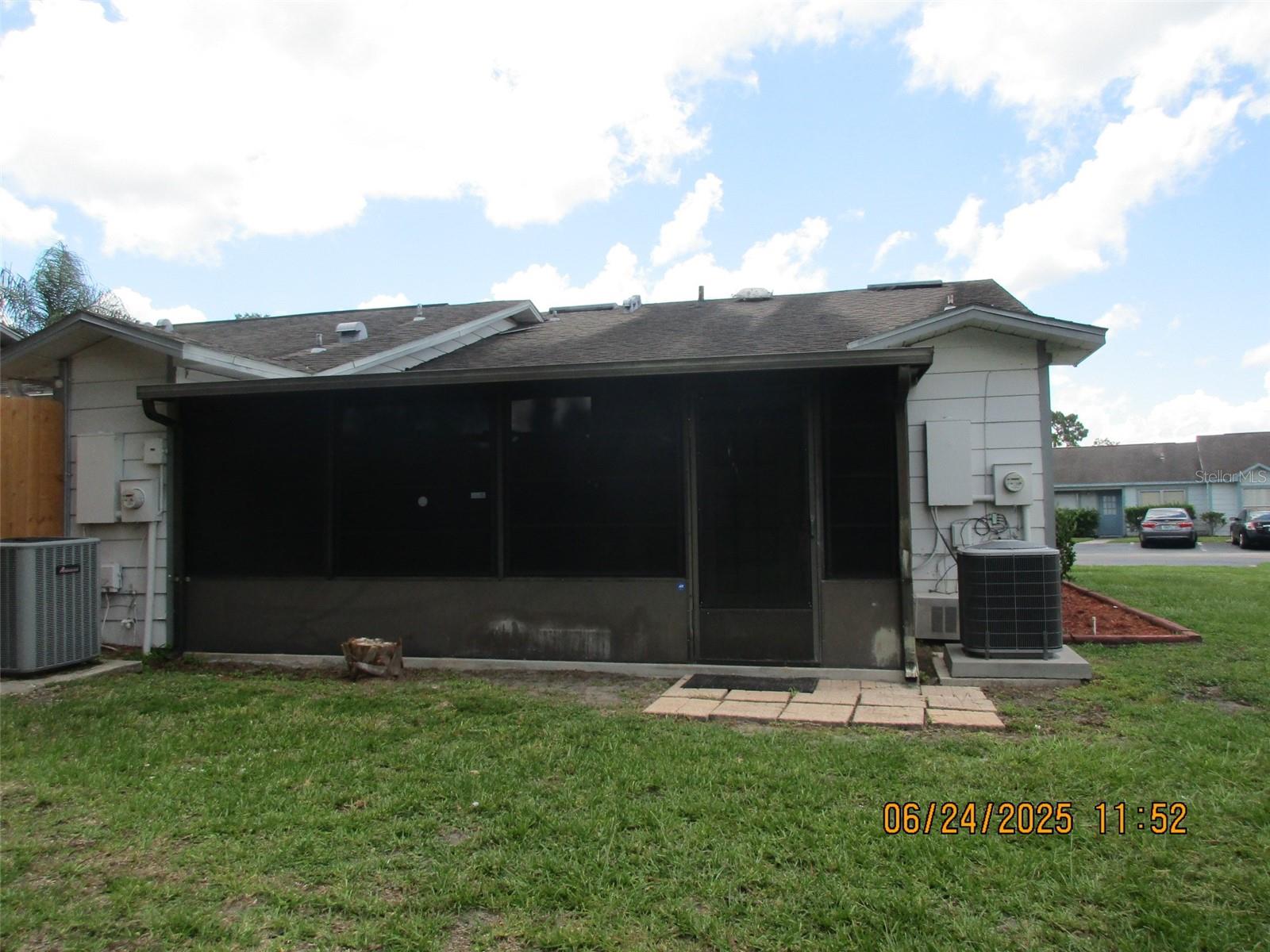 Image 4 of 35 For 3125 Wickham Avenue