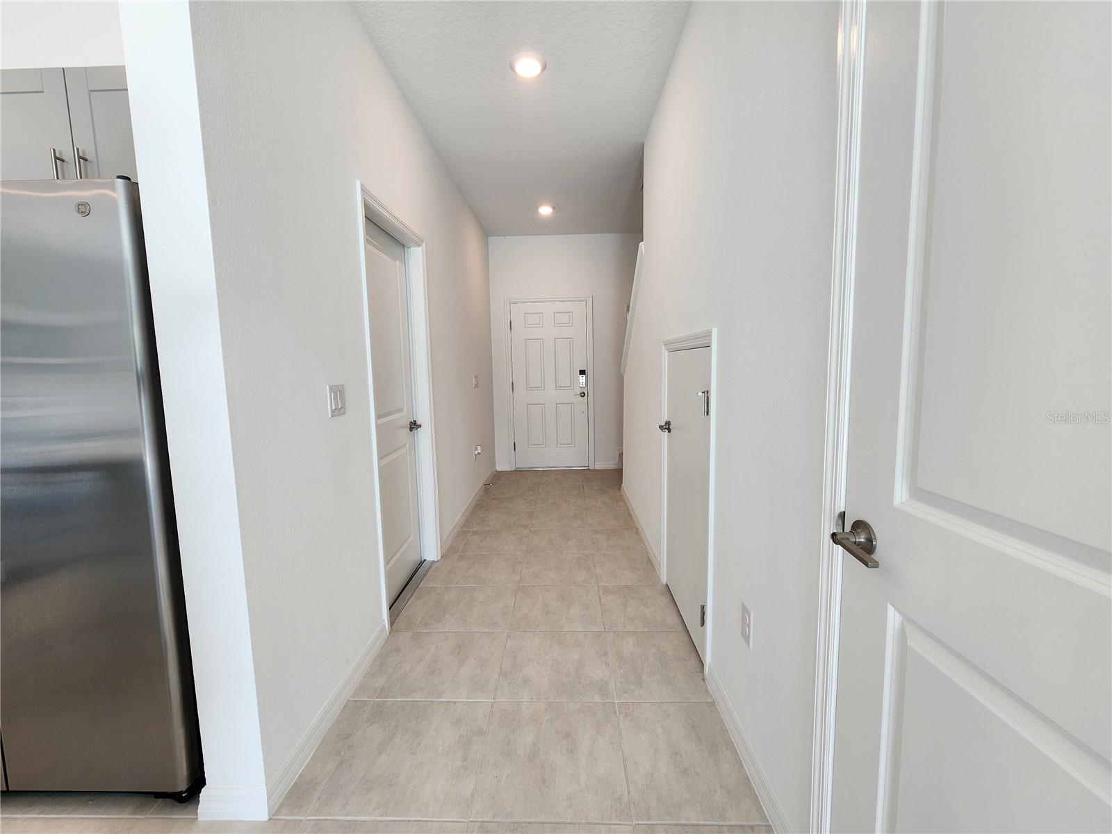 Image 8 of 14 For 2620 Penguin Boulevard
