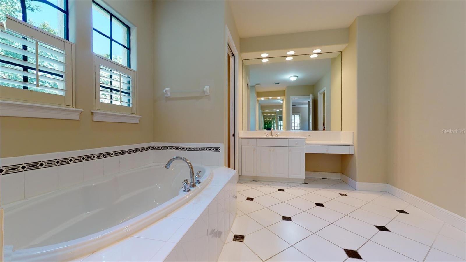 Image 11 of 26 For 1423 Stickley Avenue