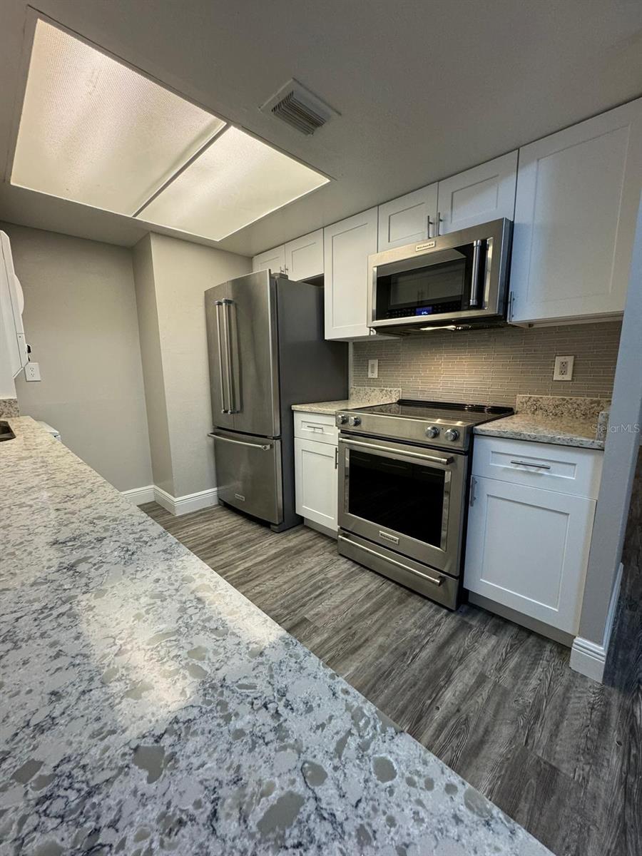 Image 22 of 28 For 5967 Village Circle Ge