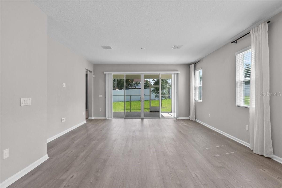 Image 12 of 37 For 1717 Hilltop Drive